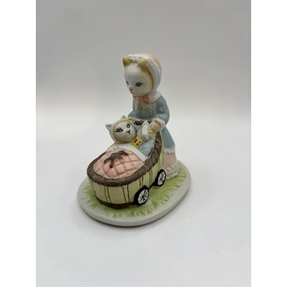 1989 Artmark Figurine‎ Mama Cat Pushing Kitten In Buggy